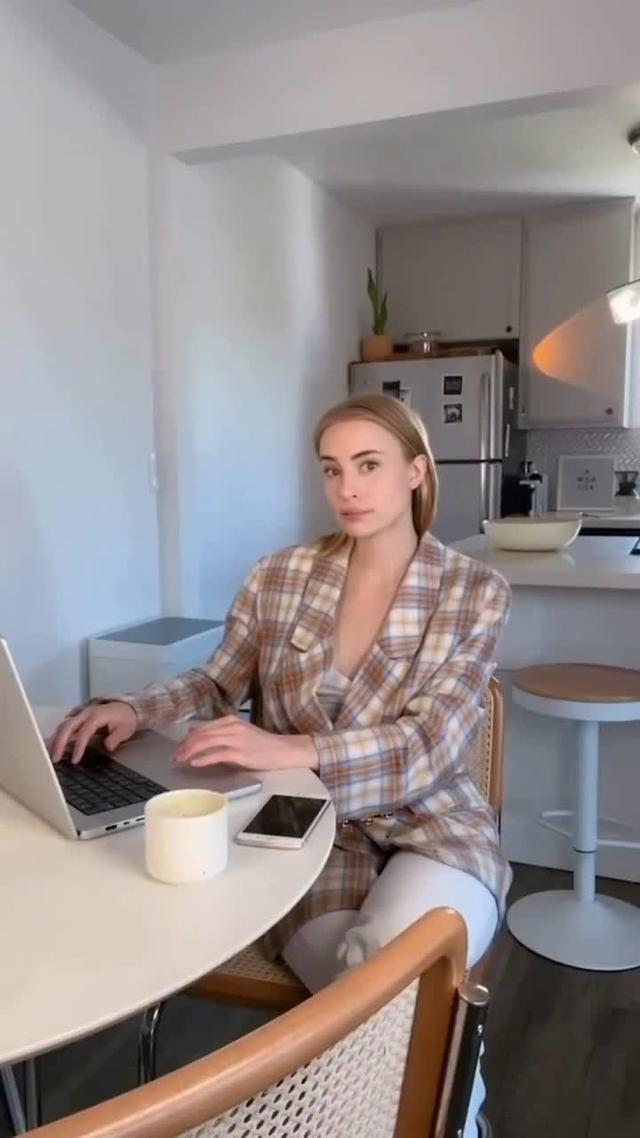 Life's busy, let Evernote help! Keep your to-dos, schedule, notes + more in one place. Download now!