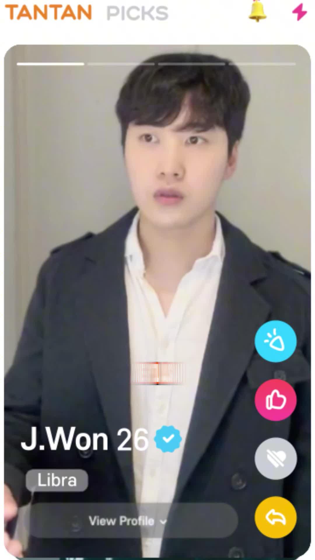 Swipe. Chat. Date on tantan