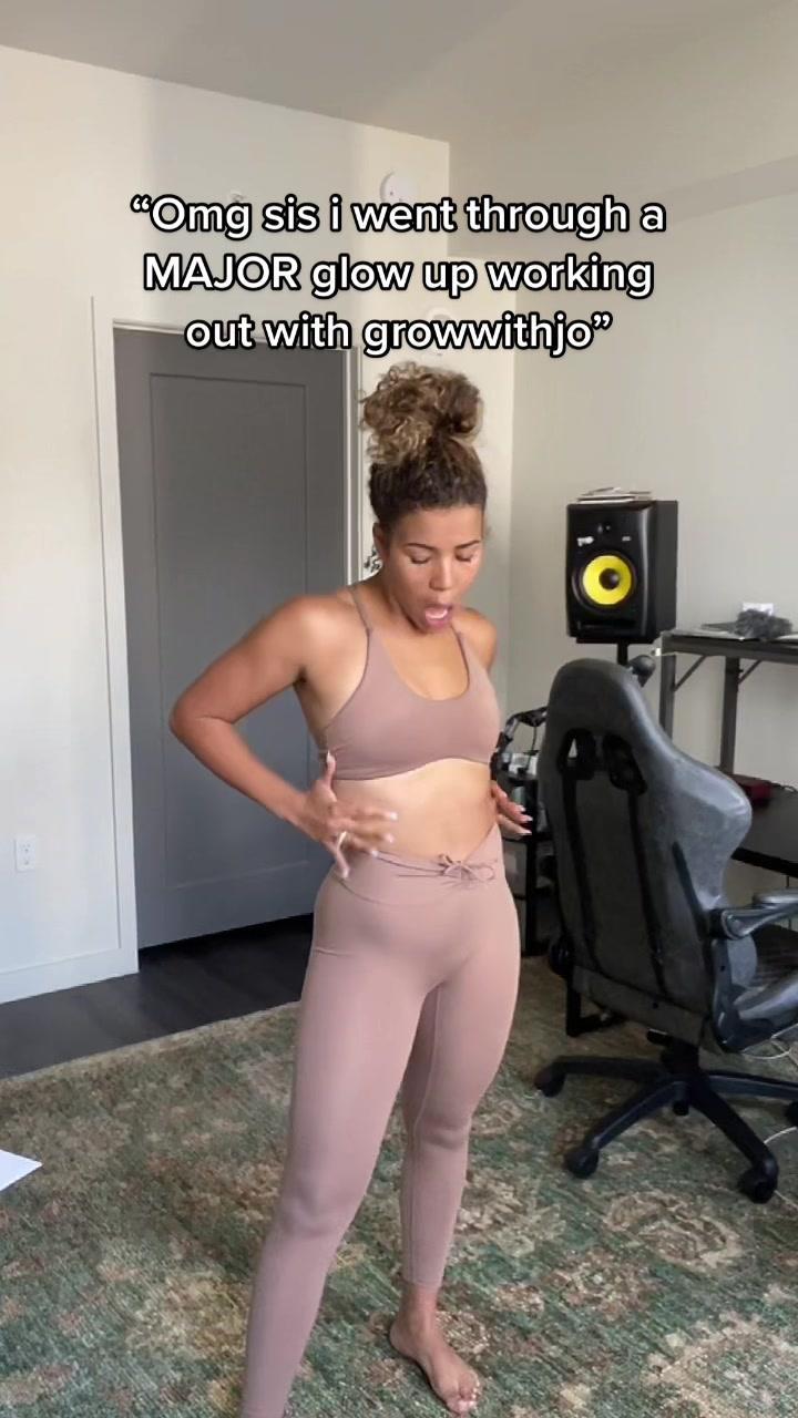 Ive lost/gained ____ lbs with growwithjo workouts and i feel _____. Let me know in the comments below 🥰 #fitness #weightloss #growwithjo