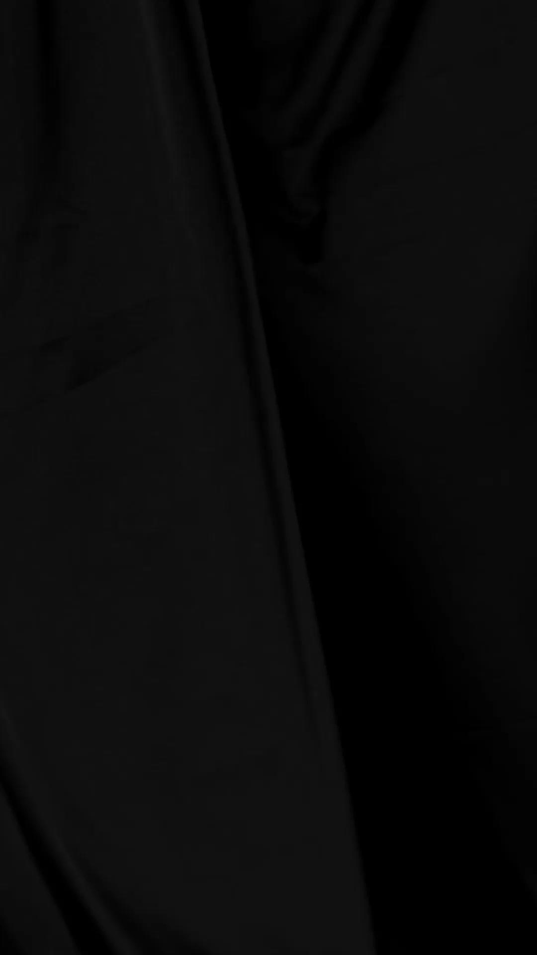 القليل من البريق في تفاصيل إطلالتكم