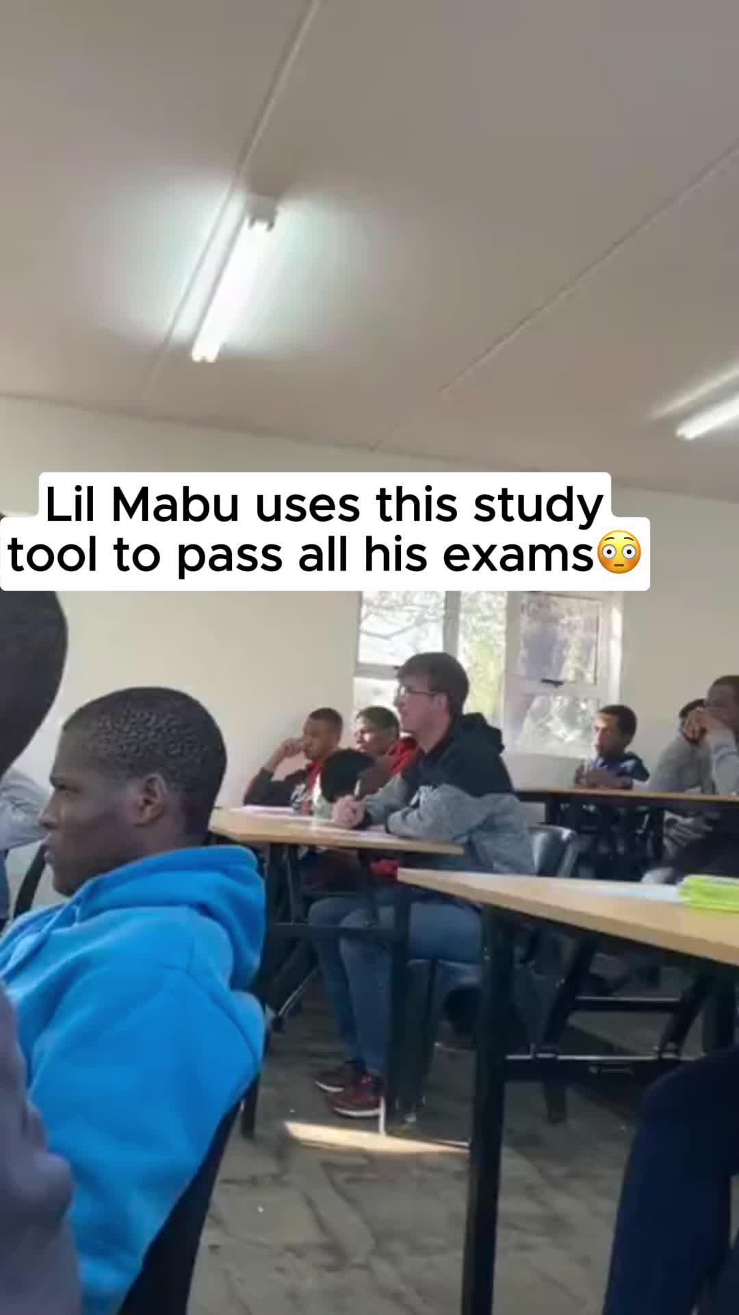 someone: how’s your studies going on?#studytoolsforstudents #goodgrades #AI #studyhacks #studytok #exam #gradereport #assignmenttips #finalsweek