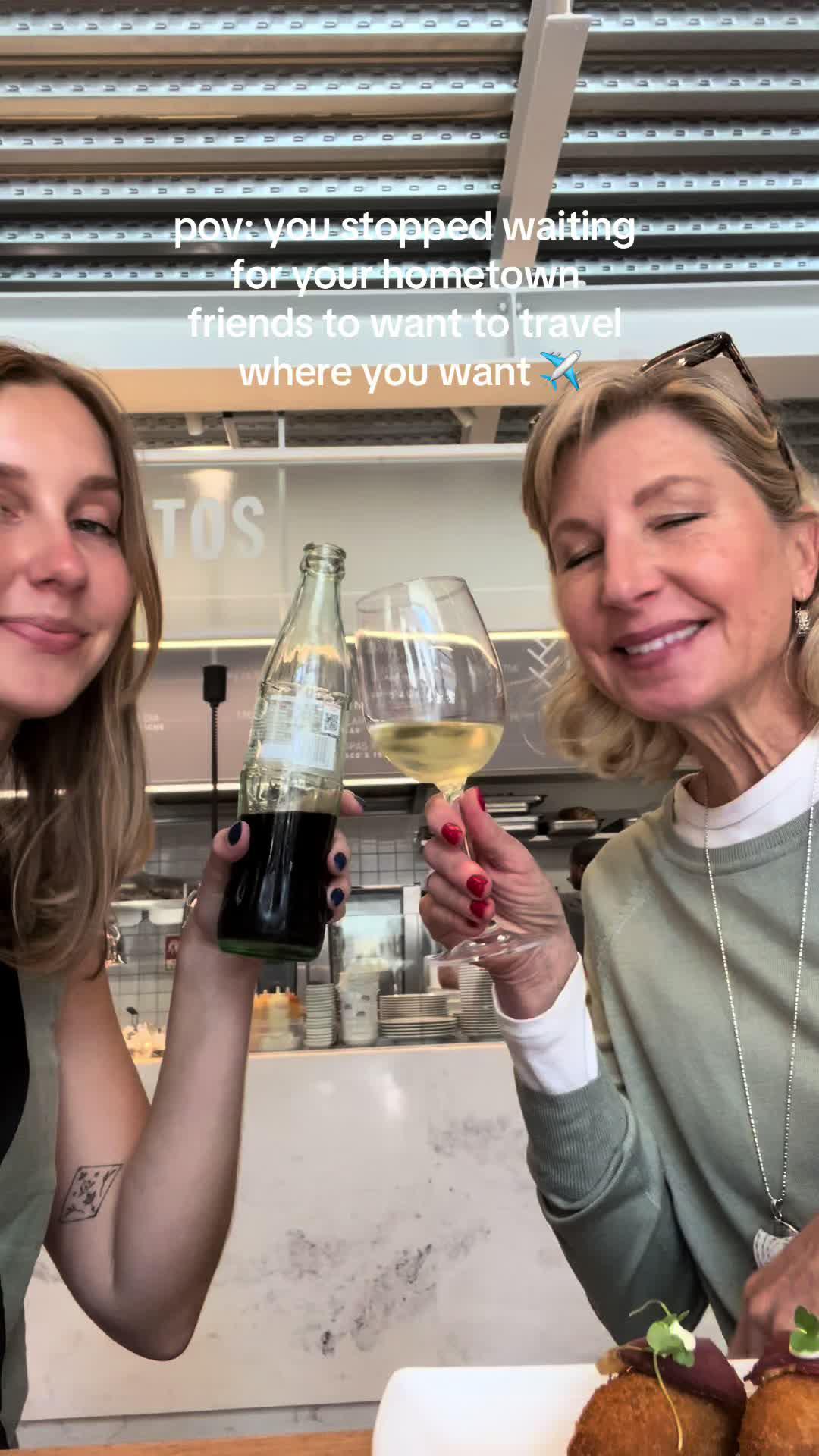 And instead you started going with people you met on a travel app 😏 #floqsta #travelapp #apptravel #appfortravel #traveltips #traveladvice #floqs #travelbuddies #findtravelbuddies