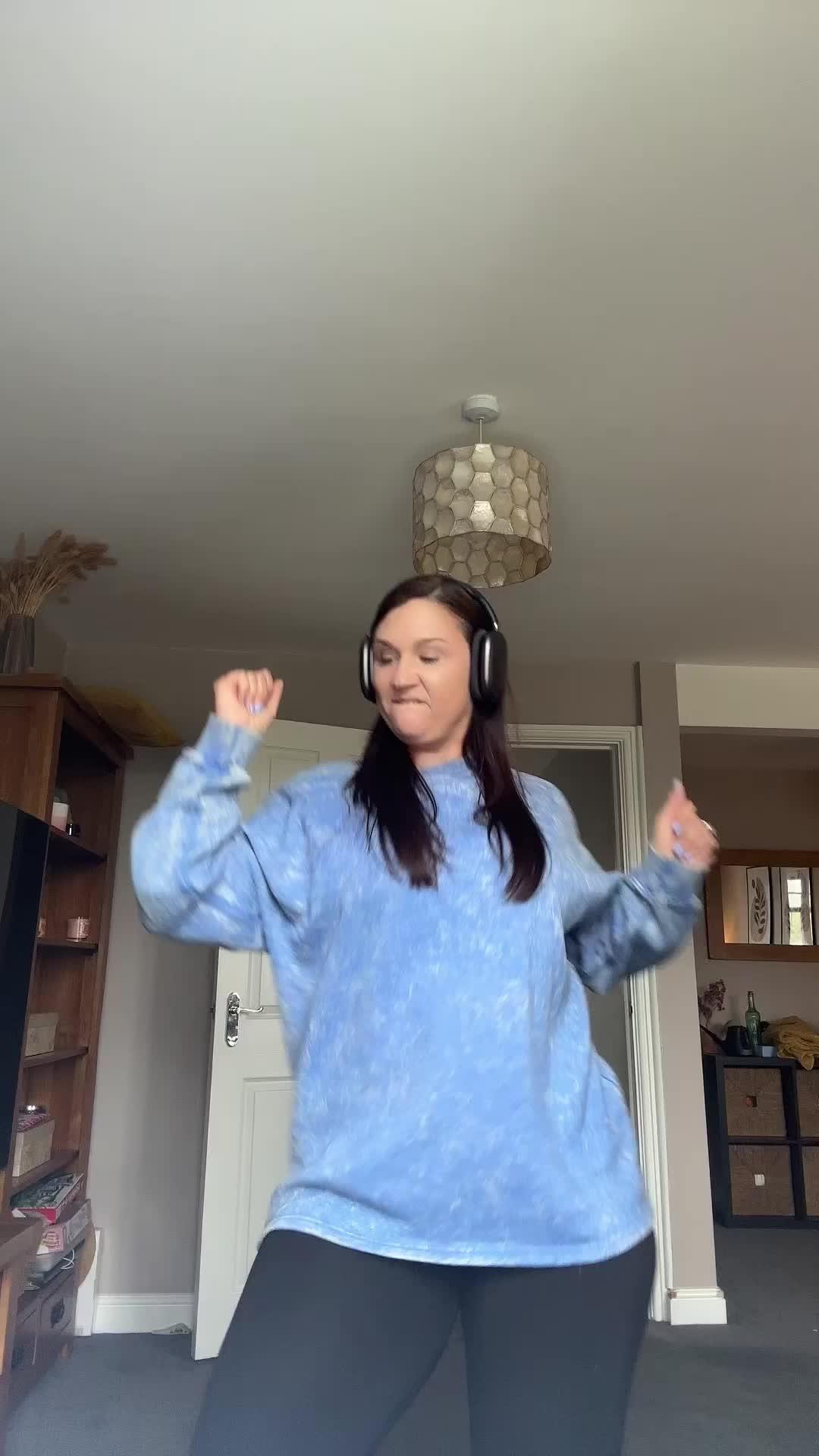 Sorry girls, I've got bigger fish to fry!🐟🎲 @monopolygo has just announced a partnership with @Bon Jovi @nataliejanesings @J Balvin to give away merch packs and a record token so I've gotta make an Apple Music playlist RIGHT NOW! 🎧Terms and conditions in my bio! #ad #monopolygo #mogoplaylist #1yeartycoons