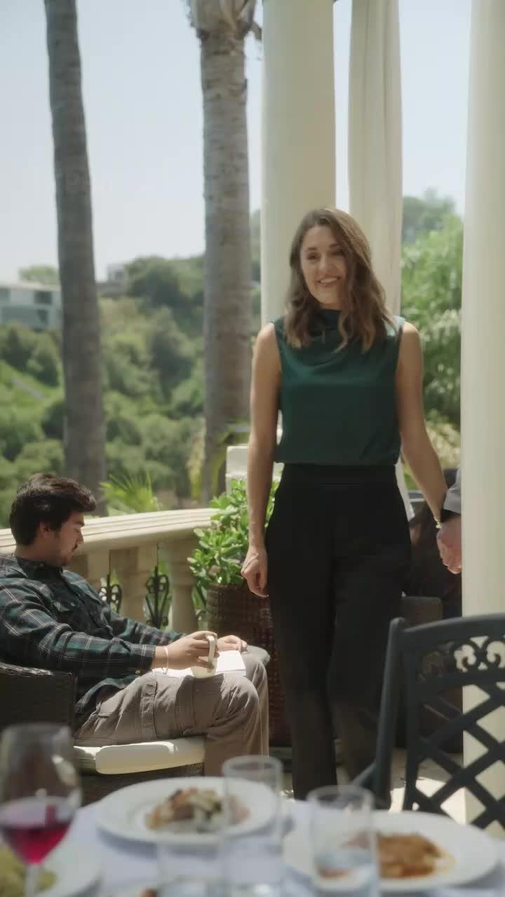 The co-parenting pact ignites hidden desires—she becomes the CEO's salvation and his undeniable love