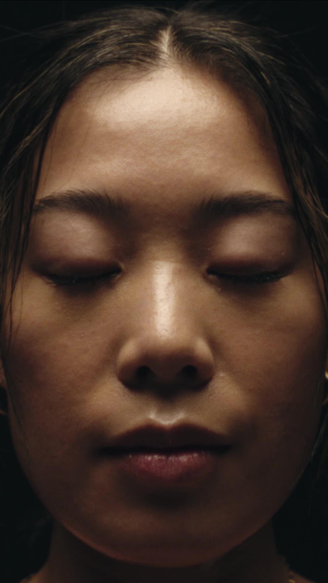 Here’s to everything that moves you. Download the Nike app for free shipping and returns.