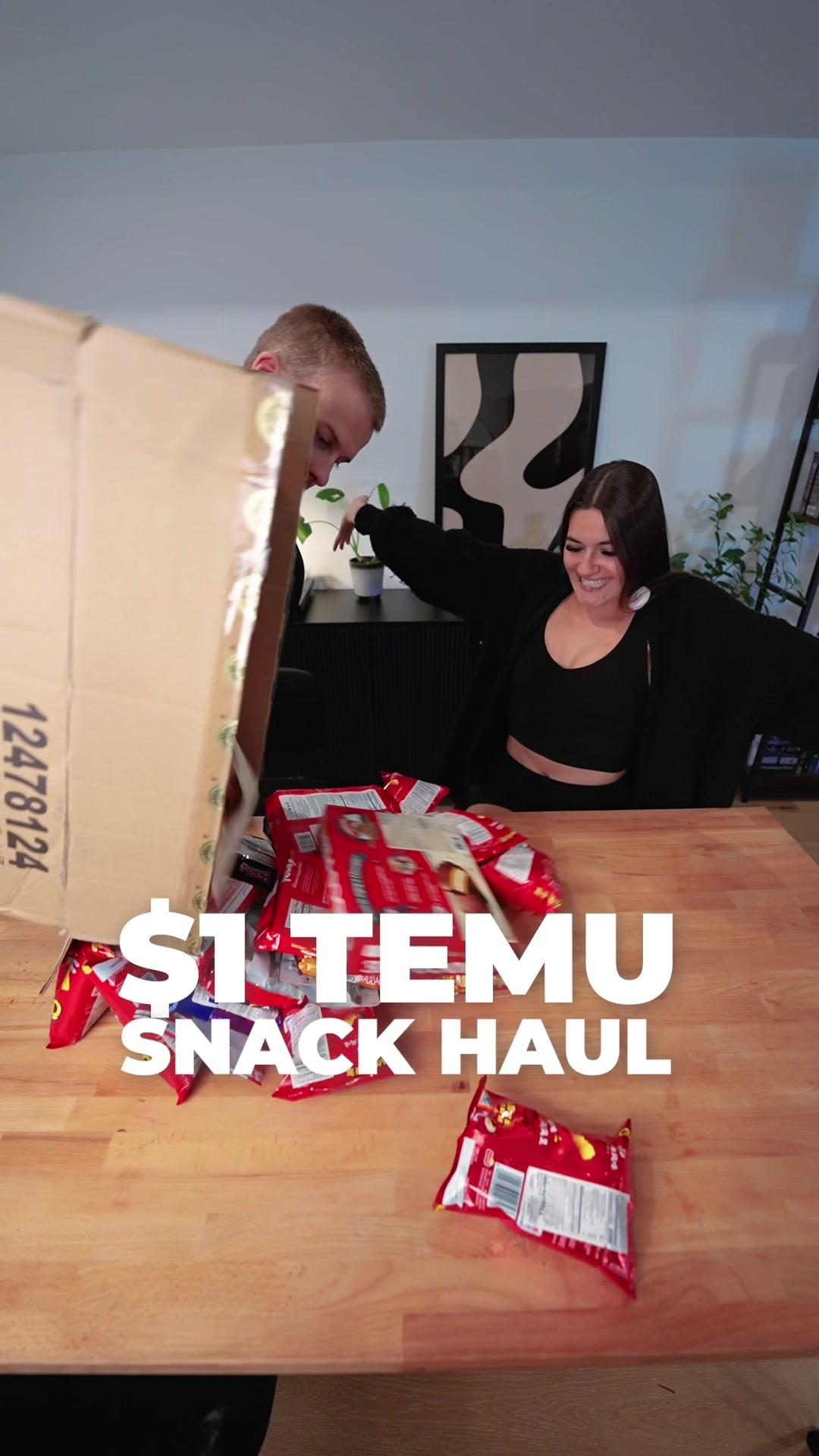 I can't believe these snacks were so cheap!    🔍code: dmq4922 in #temu for free food and 🔗 in bi0 (app new users only with qualifying orders) ⚡️Faster Delivery and shipping📦 #foodreview #foodtiktok #snack #snackreview #temufinds #temuhaul