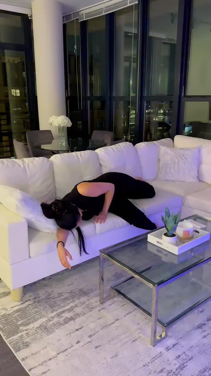 Get a good night’s sleep and learn your patterns with Sleep Tracker.