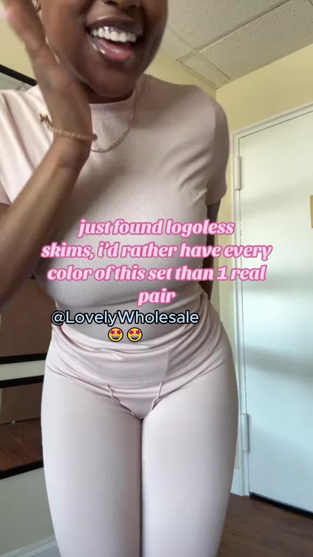 Do you like unique and affordable clothes? LovelyWholesale has a wide range of sizes, colors>>