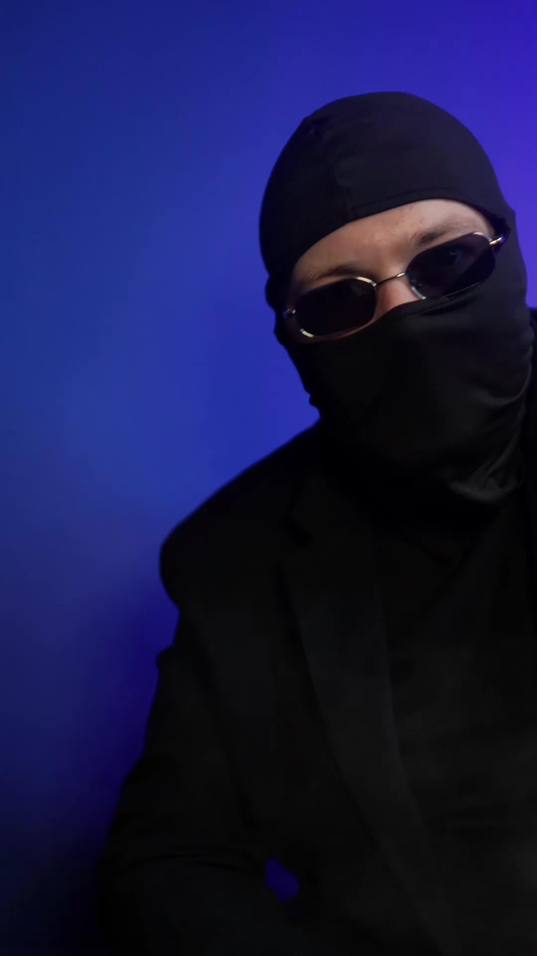 This app can paint your weirdest ideas!