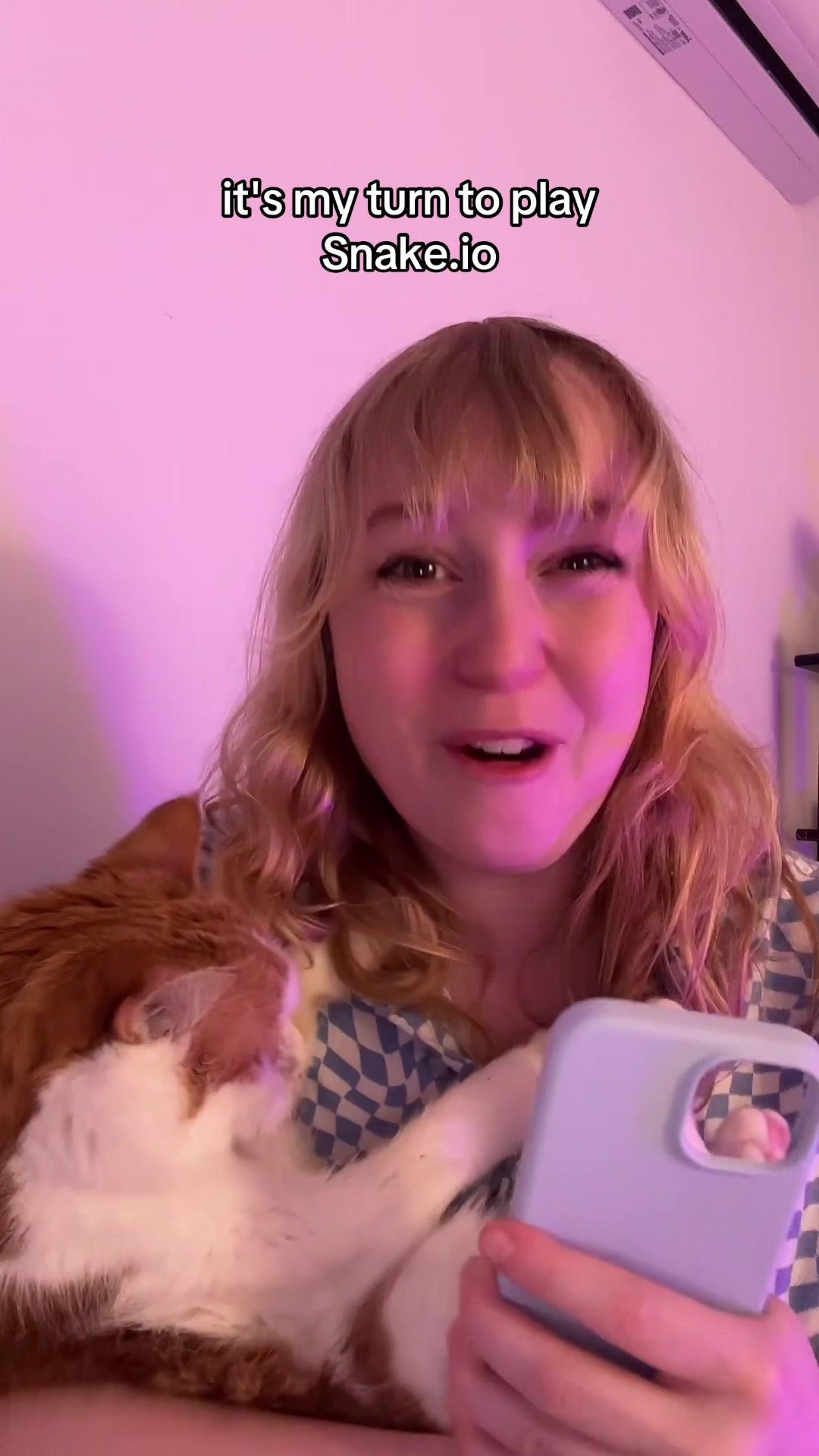 you have to try my cat’s fav app #snakeio #SnakeIOChallenge  #JungleJamboreeOnSnakeIO