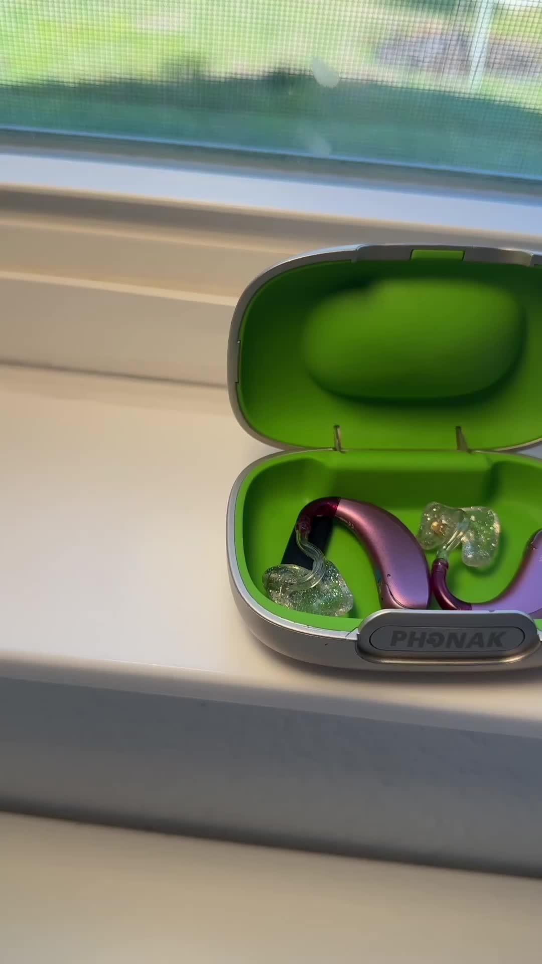 Learn sign language in just 10 mins/day!