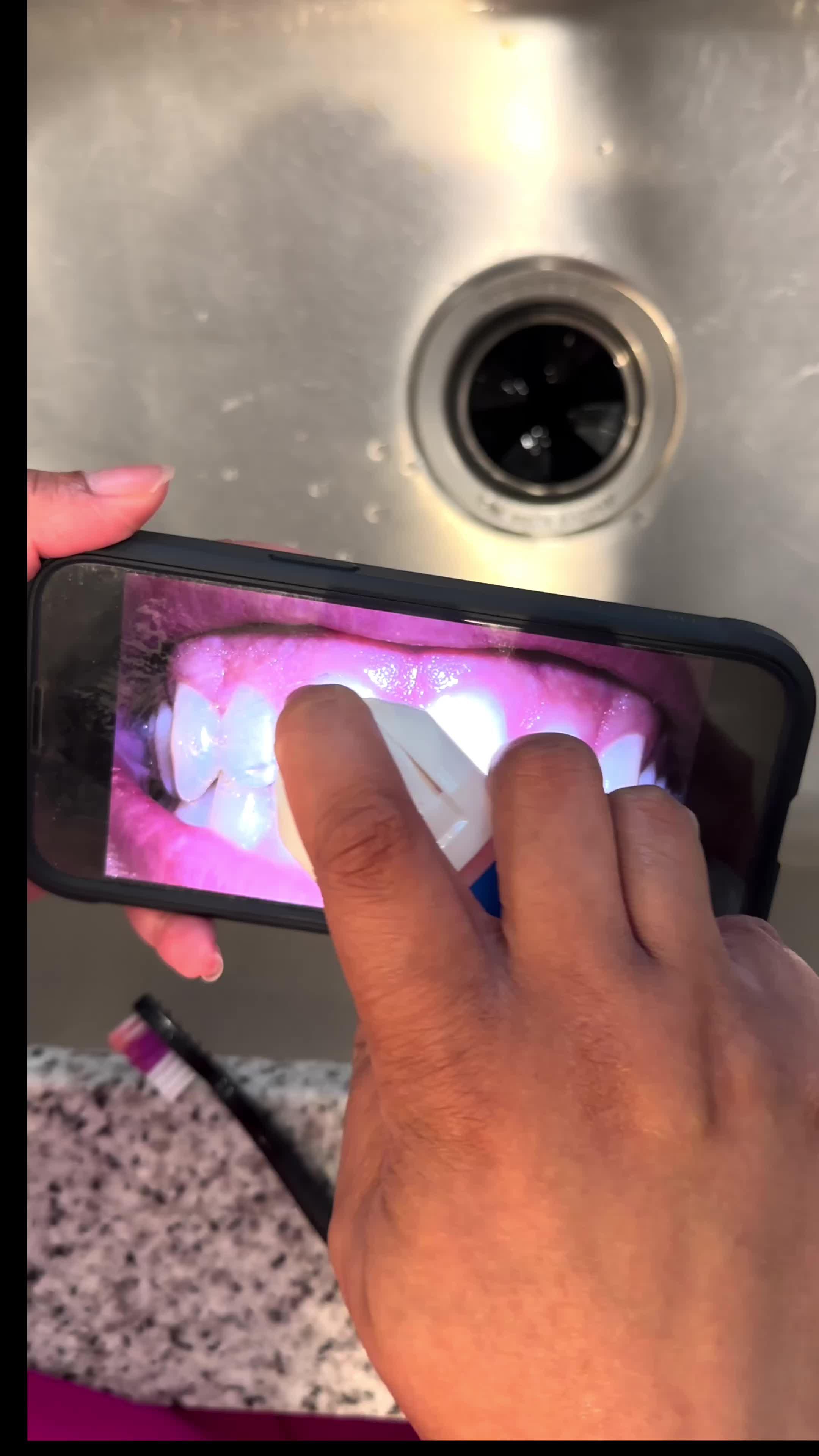 Phone memory is always full? Try Cleaner Kit app!