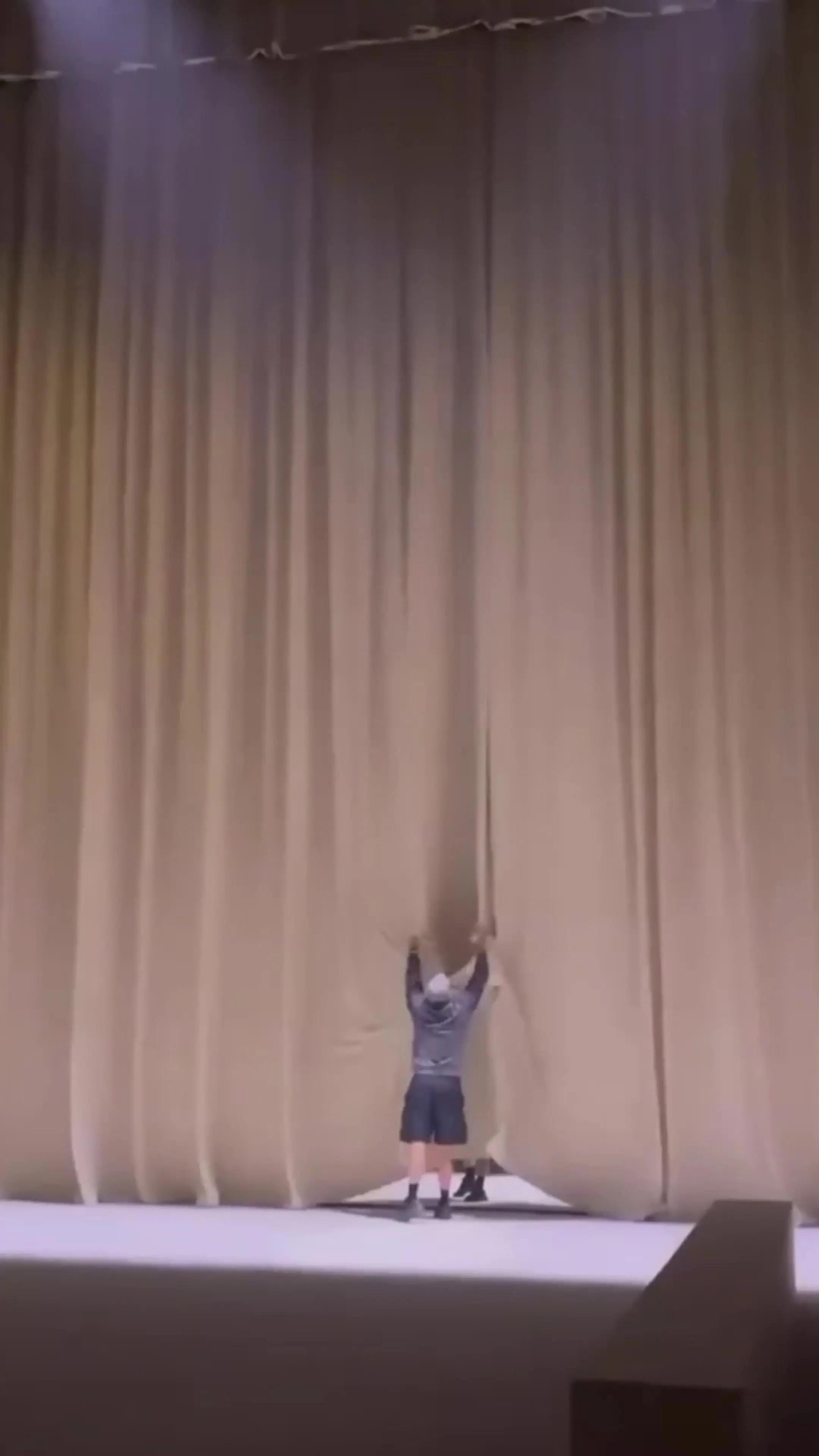 Ve perde! Henüz Garanti BBVA'lı değilseniz perdenin altında tam sizlik bir kampanya var. 💃🕺