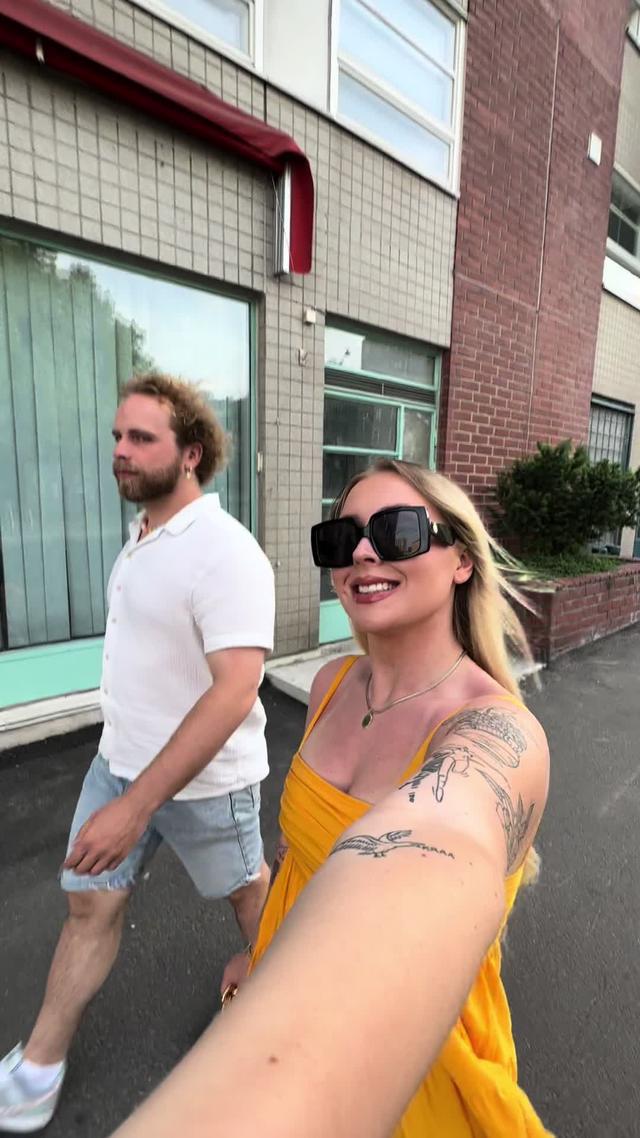 You know what they say, couples that pay together, stay together 