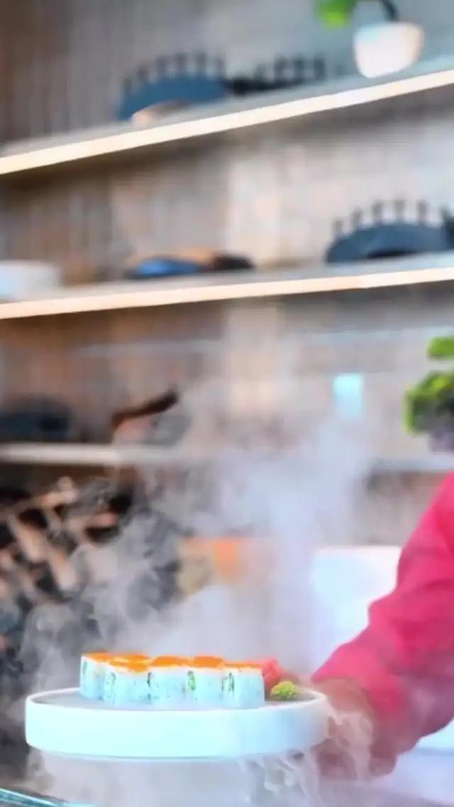 #sushi #maki #sashimi #japanesefood #bahrain🇧🇭 #bahrain #bahraintiktokers🇧🇭 #bahraintiktok #bahraingp #bahrainbd #bajrainfyp #fyp #fypシ #fypp #saudiarabia🇸🇦 #saudiarabia #saudi_tiktok 