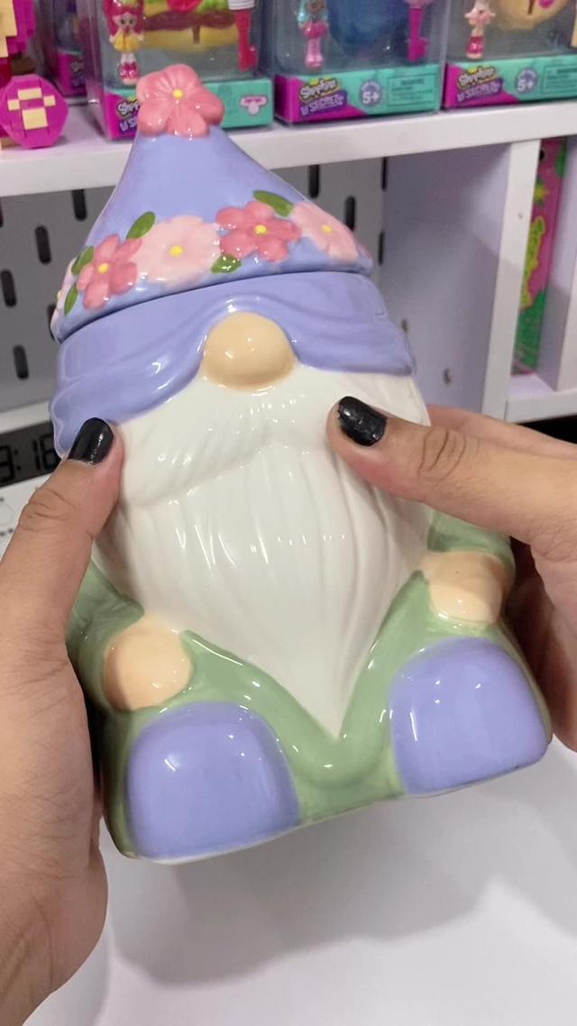 Shopee ĐỘC LẠ lắm à nha - Mua sắm thả ga những món đồ siêu thú vị tại Shopee