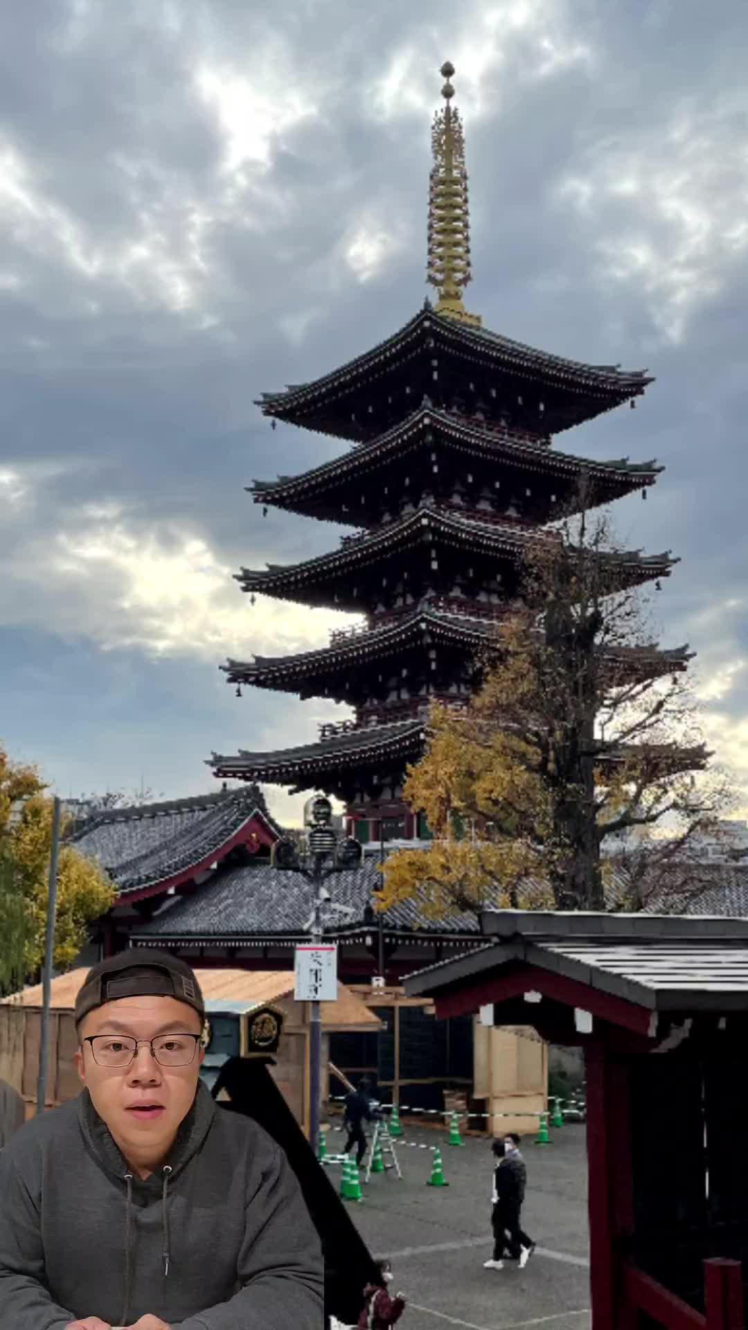 Wanna learn a new language? Master multiple foreign languages easily with LingoDeer app!