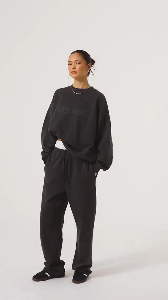 Say hey to DAILYSZN – the new and exclusive lifestyle-led brand that’s set to elevate your everyday.