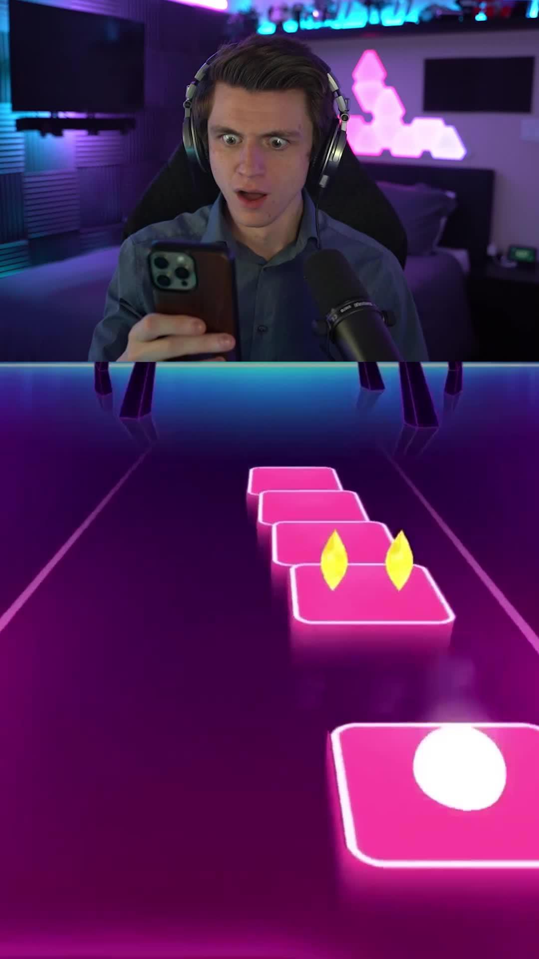 Why is this game so fun! Can't stop! It challenges your sense of music and reflexes.