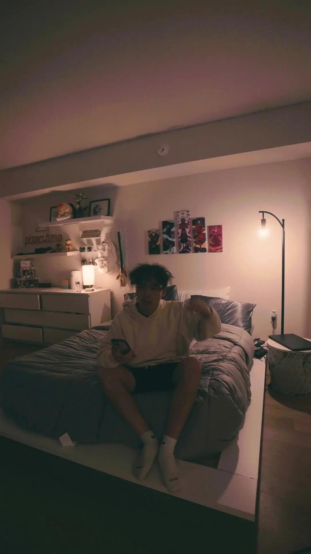 Explore the special bonds between you and your friends.