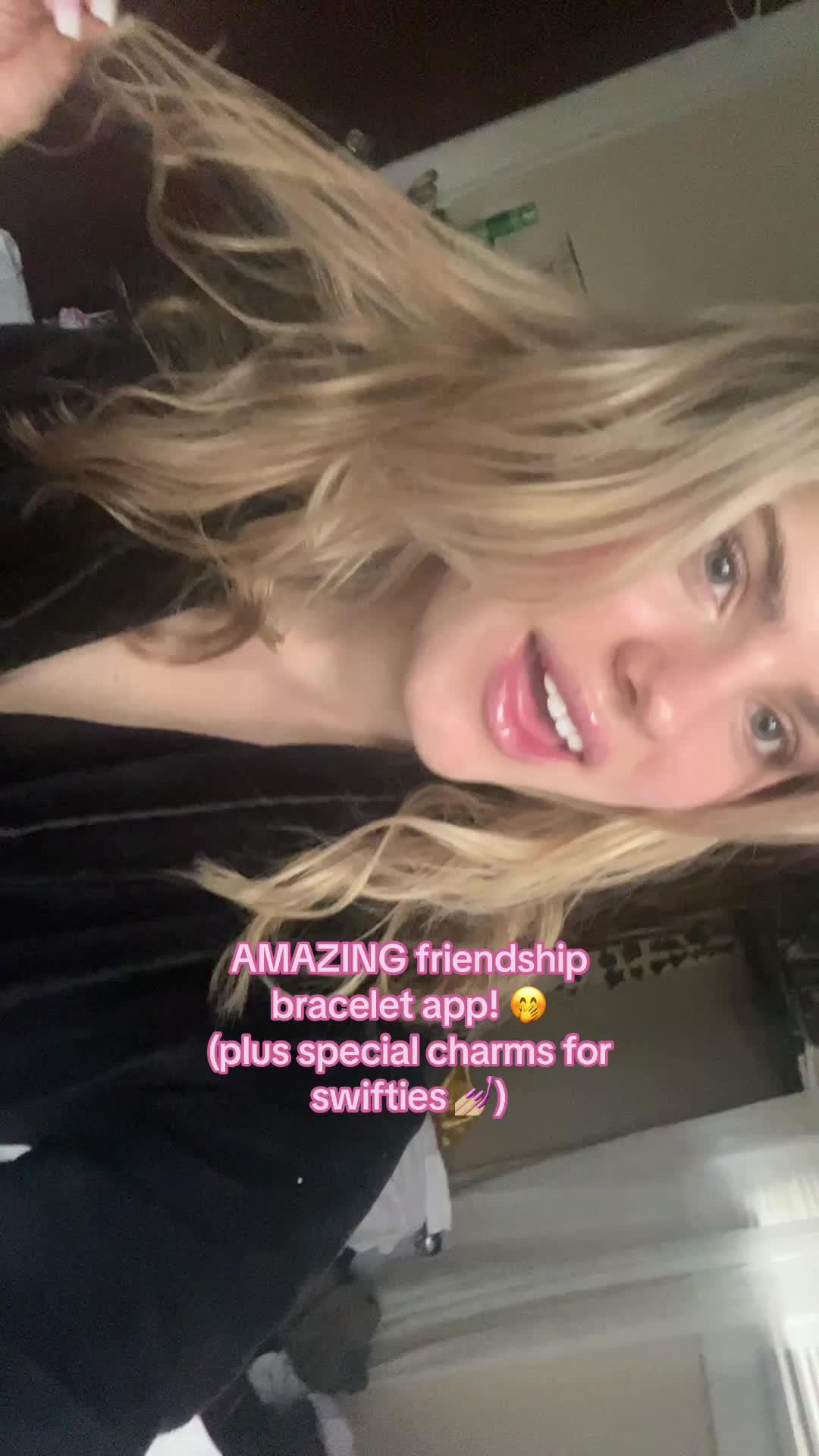 #greenscreenvideo #greenscreen #swiftie #charmbracelet #taylorswift #enchanted #friendshipbracelets