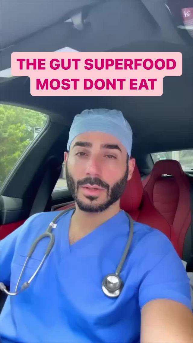 #ad @MyFitnessPal How I keep my guthealth in check as a doctor using #myfitnesspal #fiber #constipation #guthealth #antioxidants #antiaging #weightloss #gym #healthyfood #learnontiktok #learnwithtiktok 