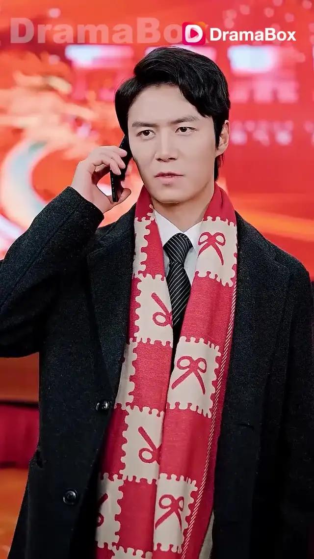 家族は義理の息子の正体を知りショックを受けた。