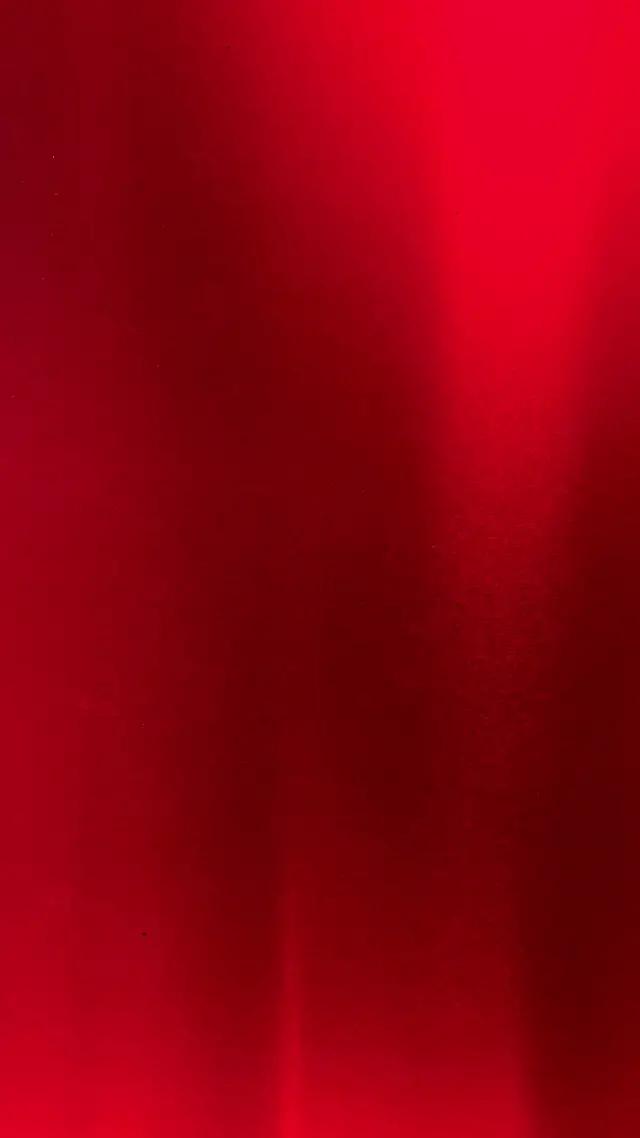 The faster you download the KFC app, the faster you can win fingerlickin’ freebies. 