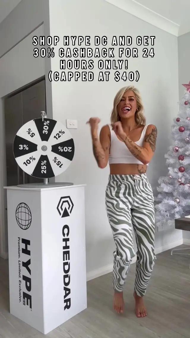  Get shopping with @getcheddar and shop EPIC cashback deals. #ad