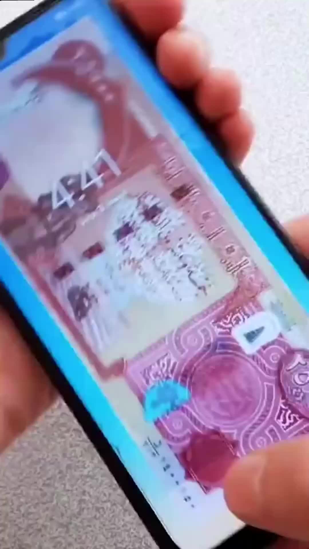 HD Duvar Kağıtları ve Fermuarlı Kilit