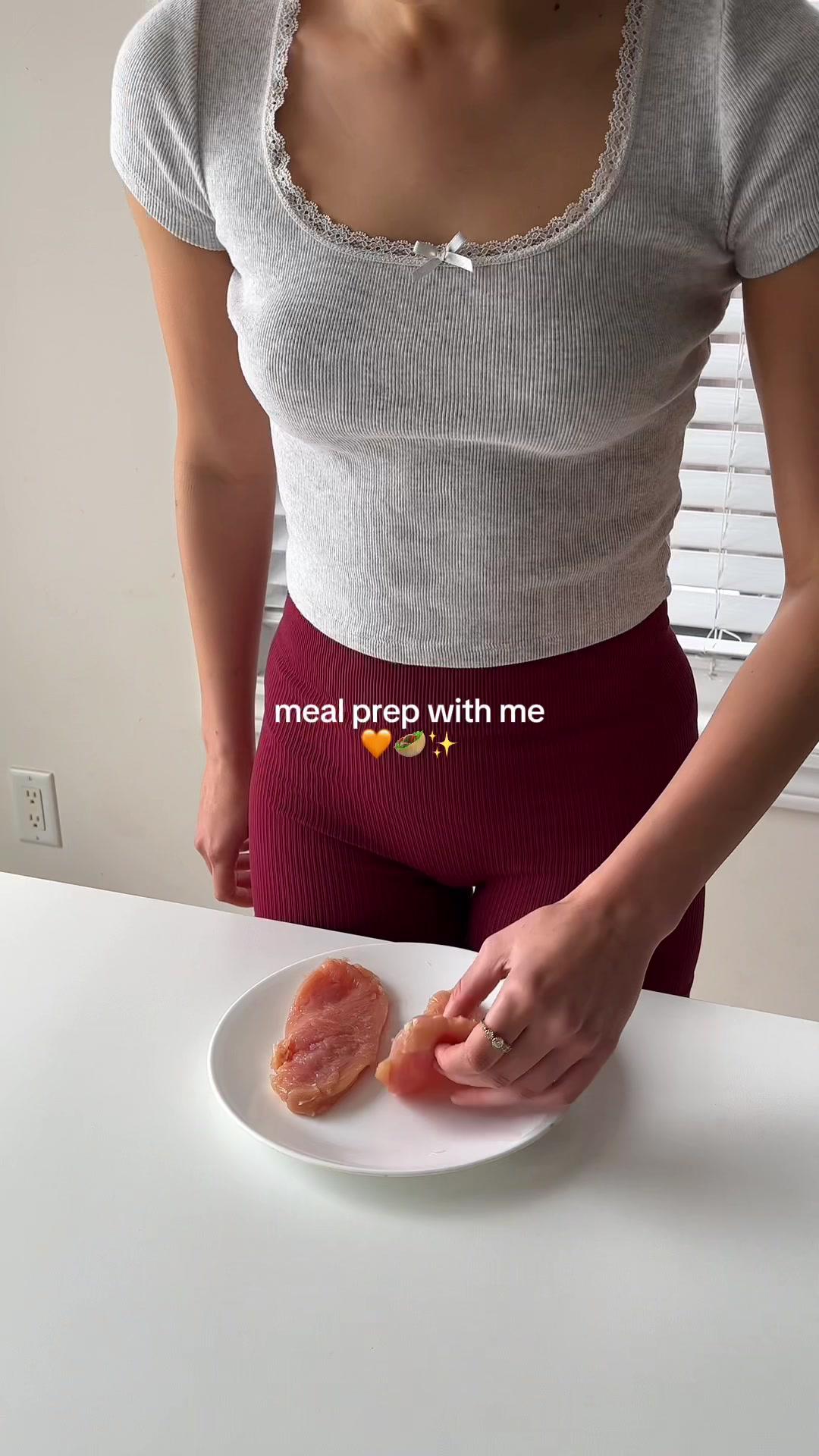 meal plan with me using @Jow | build your perfect menu 🧡   so easy to use & love how it connects to the nearest supermarket. jow adds the ingredients you need to your shopping list + orders all your groceries! download the app for free today ✨ #jow #mealprep #lunchideas #chickenwrap #highprotein #easyrecipe #breakfastinspo #highproteinmeals #healthylunchideas #easybreakfast #mealidea #healthyrecipes