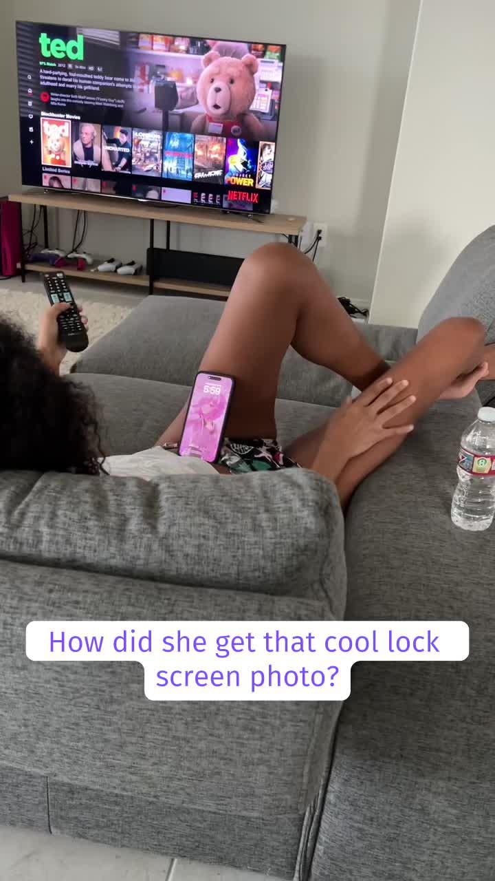 Customize Your Screen With Wallpapers and Widgets