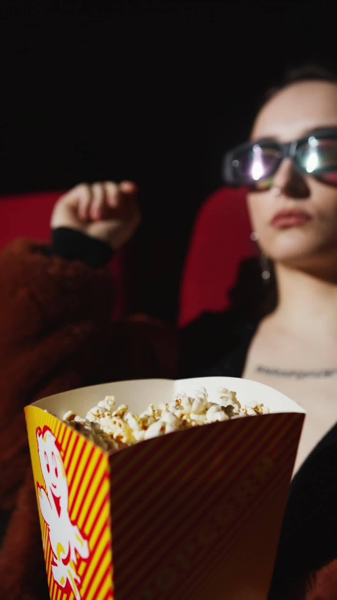 timate viewing experience