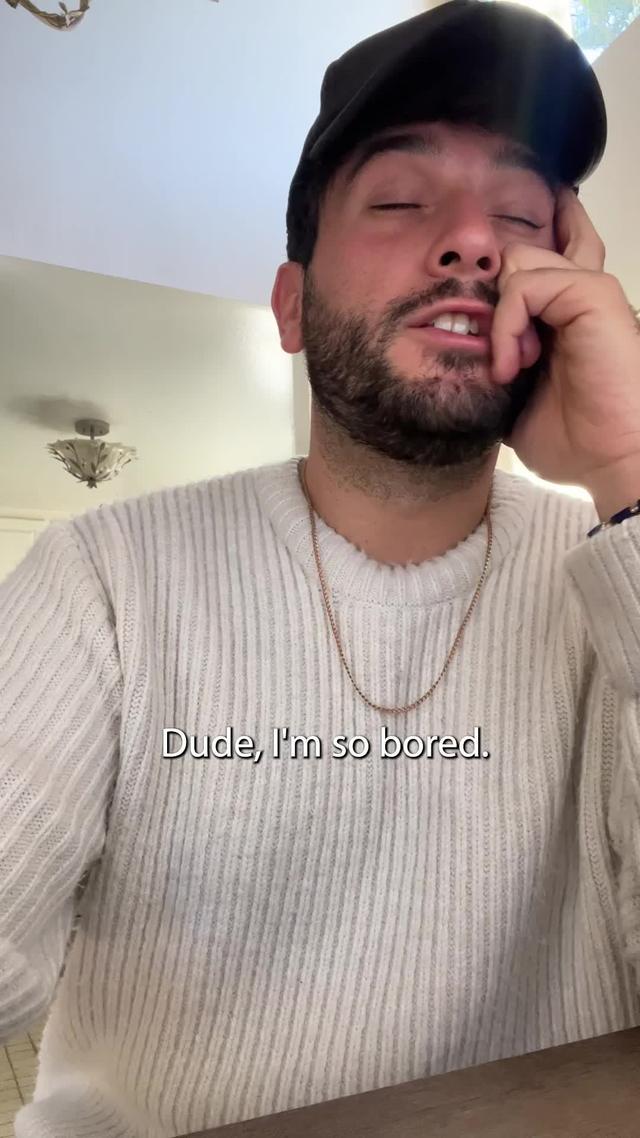 Go head to head against real players in this live competitive matching game!