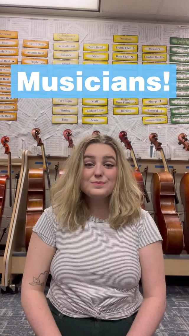 Enjoy playing accompanied by an orchestra at your tempo!