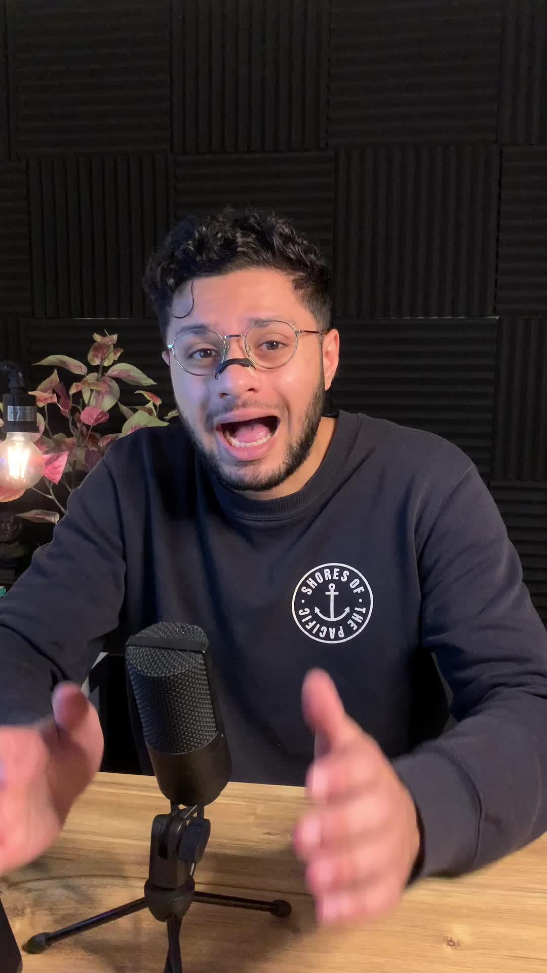 Record Video While Reading Script with Teleprompter!