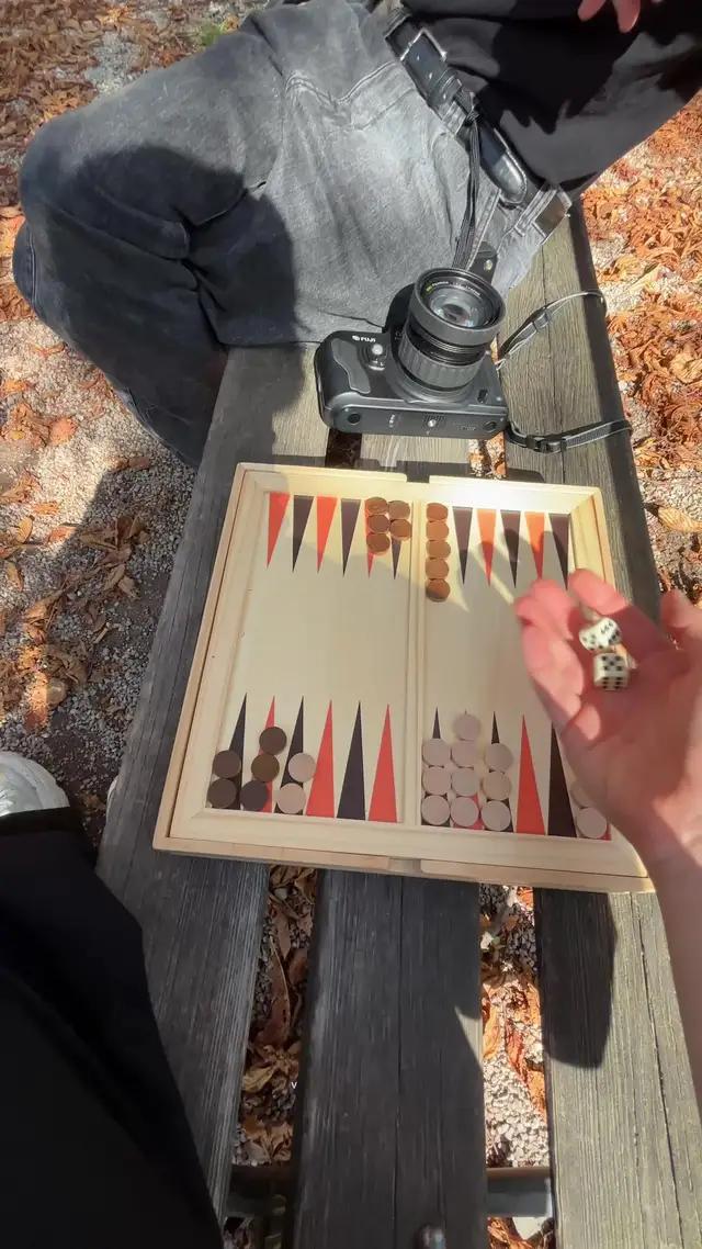 Play Backgammon Online