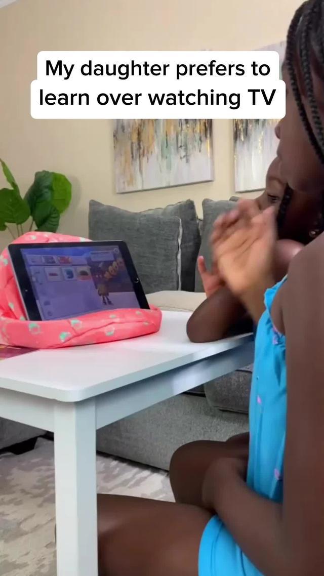 Improve kids' vocabulary!