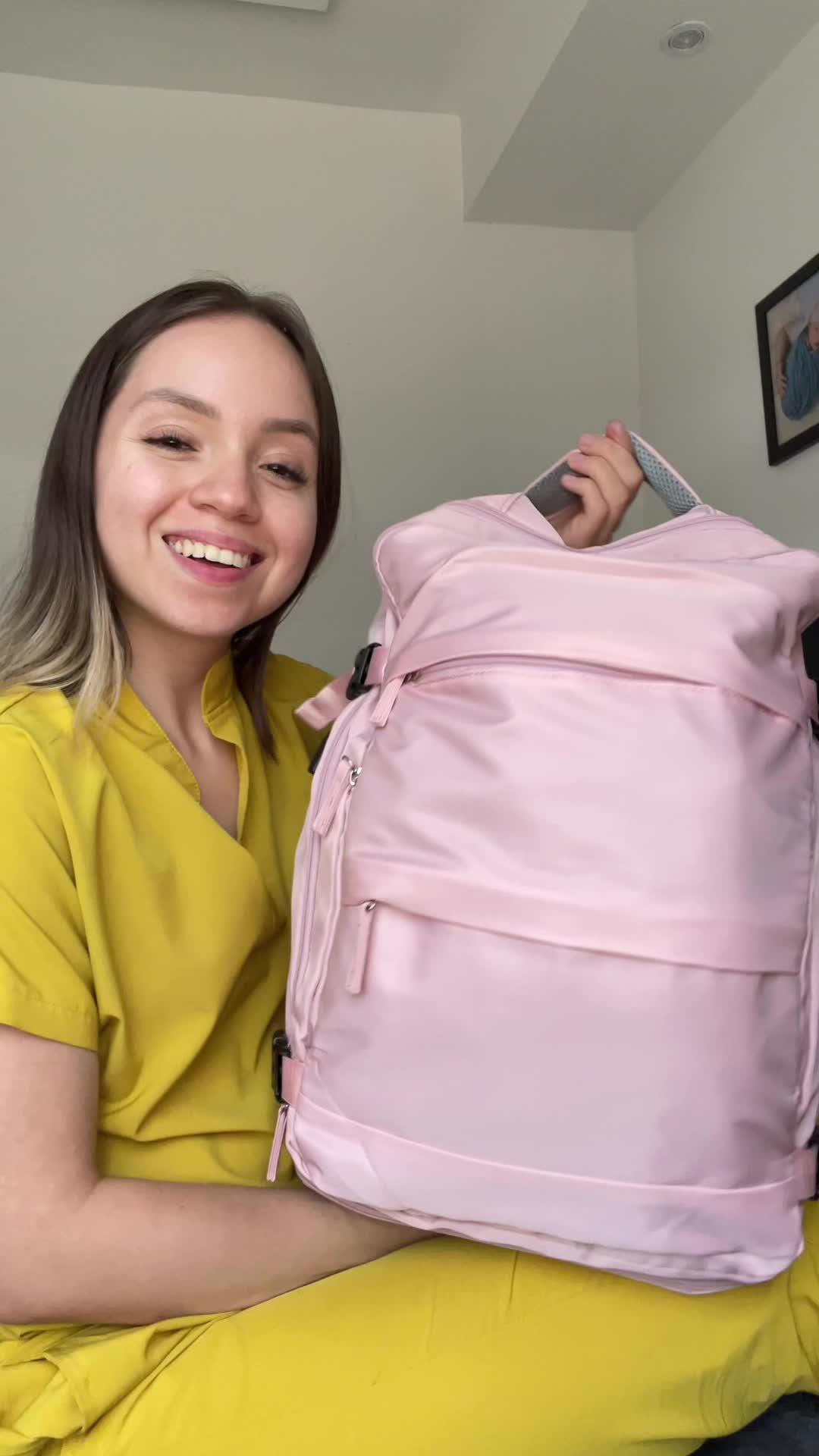 Quedé encantada con esta mochila 🎒 & aún más porque la pedí de mi color fav 🌸 El precio es excelente por el producto👌🏻😯 Queda recomendada 💯  🔍 te dejo mi código: dkb5393 ⬅️⬅️ Para que puedas obtener artículos gratuitos de #temu y 🔗 lo tendrás en mi en bi0 (aplicación para nuevos usuarios solo con pedidos calificados).  & Aplica este otro código 【frn302859】 para obtener un paquete de cupones de descuento de MX$1,000 y un 30 % de descuento adicional!💰 • • •  #temumethod #temufree #temufinds #temuhaul #temufreegift #temugameday #temubiggame #temutoppicks #temufreegift #trending #viral #mochilaviral #mochilatemu #fyp #tiktoktemu #mochilaviral