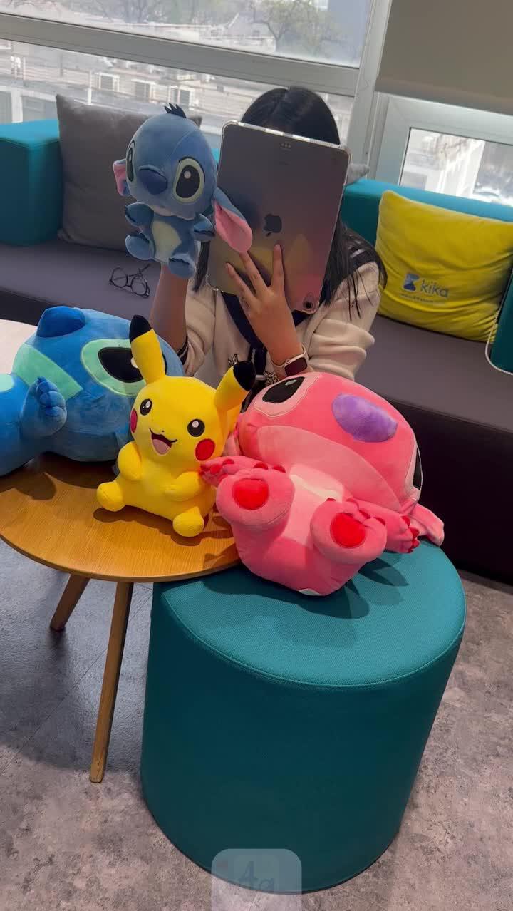 Set exclusive widgets & themes for your Phone