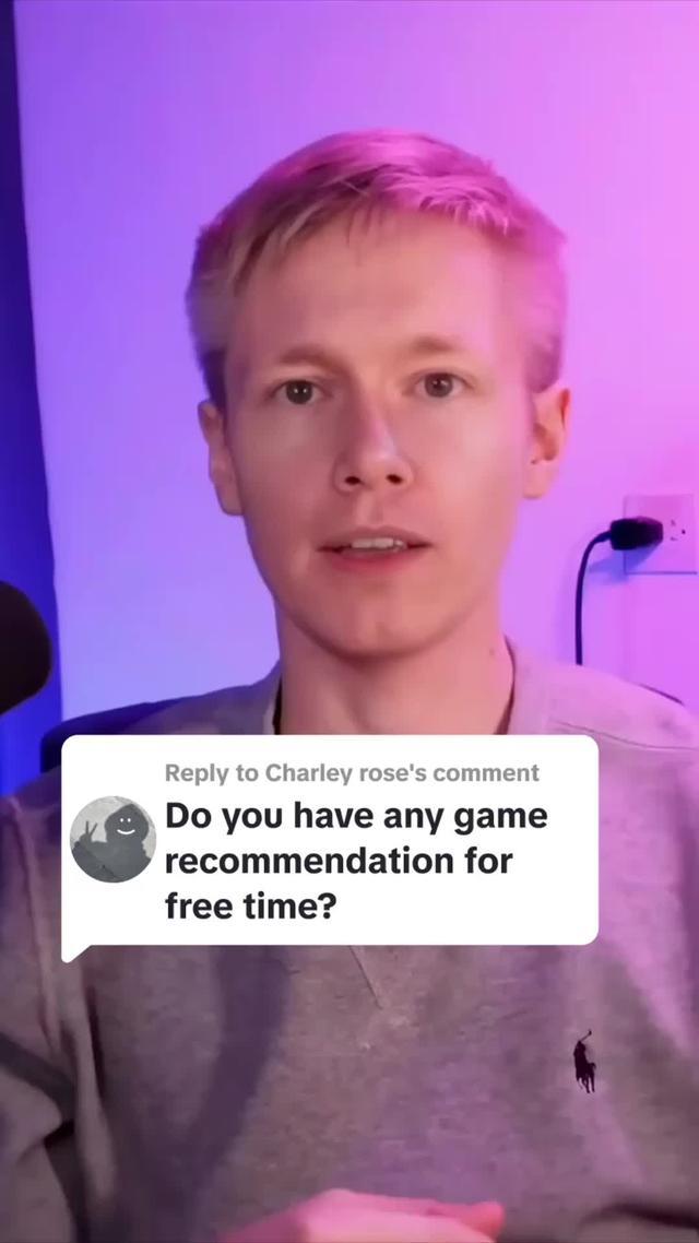 Go through an adventure starting from nothing and earn coins to upgrade your gear!