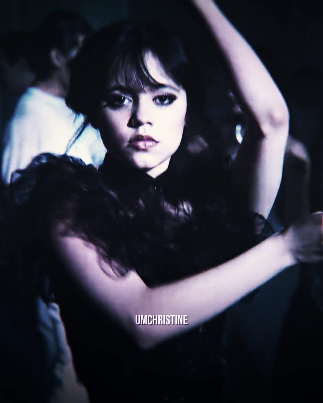 Smooth velocity edits are easy to make on Blurrr! @Blurrr App Official #blurrrapp #blurrrtutorial #timeremapping #velocity #velocityedit #jennaortega #jennaortegaedit #jennaortegaedits #fyp #blowthisup #viral #xyzcba #foryou #wednesdayaddams