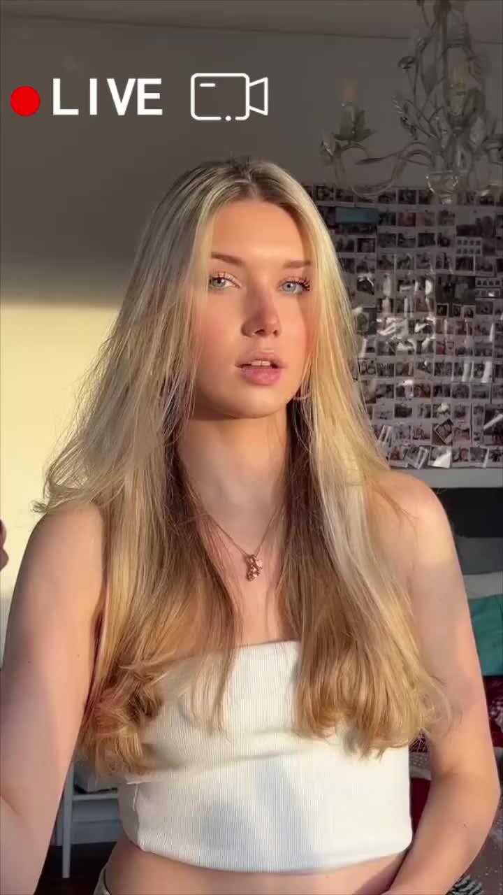 Watch 24h live show on your phone!