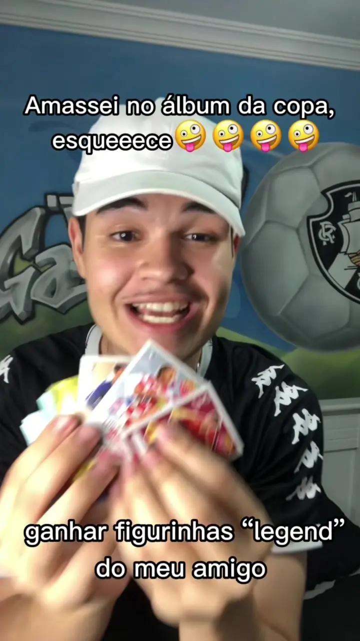 Apostei figurinhas com meus amigos na Omada, e consegui legends! Eles são muito ruins, kkkkkk #Figurinhasdacopa #figurinhasdacopadomundo #albumdacopa #figurinhas #albumdacopadomundo