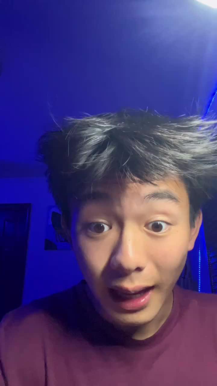 Connectez-vous maintenant pour empocher des ailes en Éd. Lim. et rejoindre le combat !