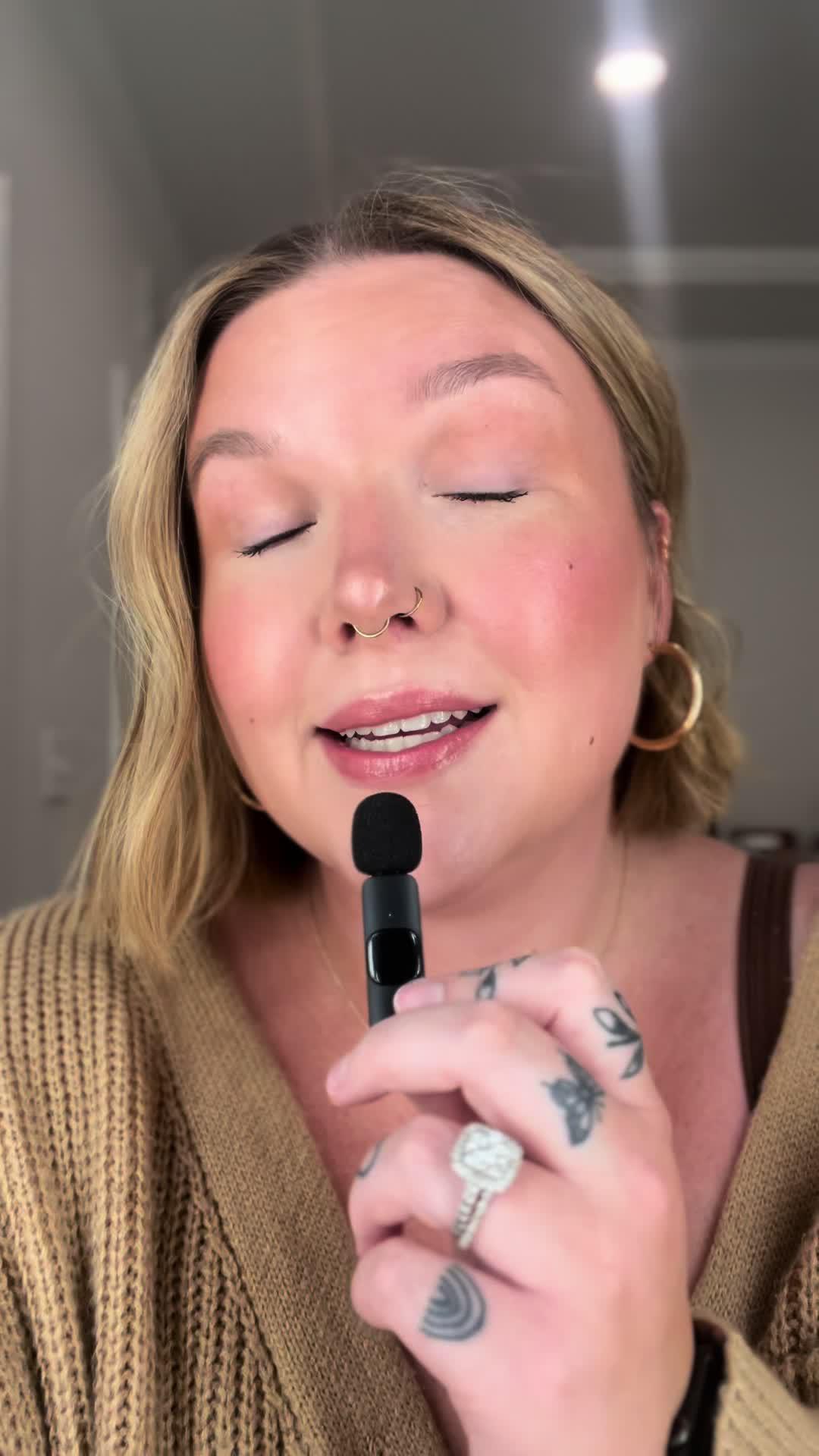 Live psychic reading First 3 mins FREE.Ask about love, relationship,future,career&family privately.