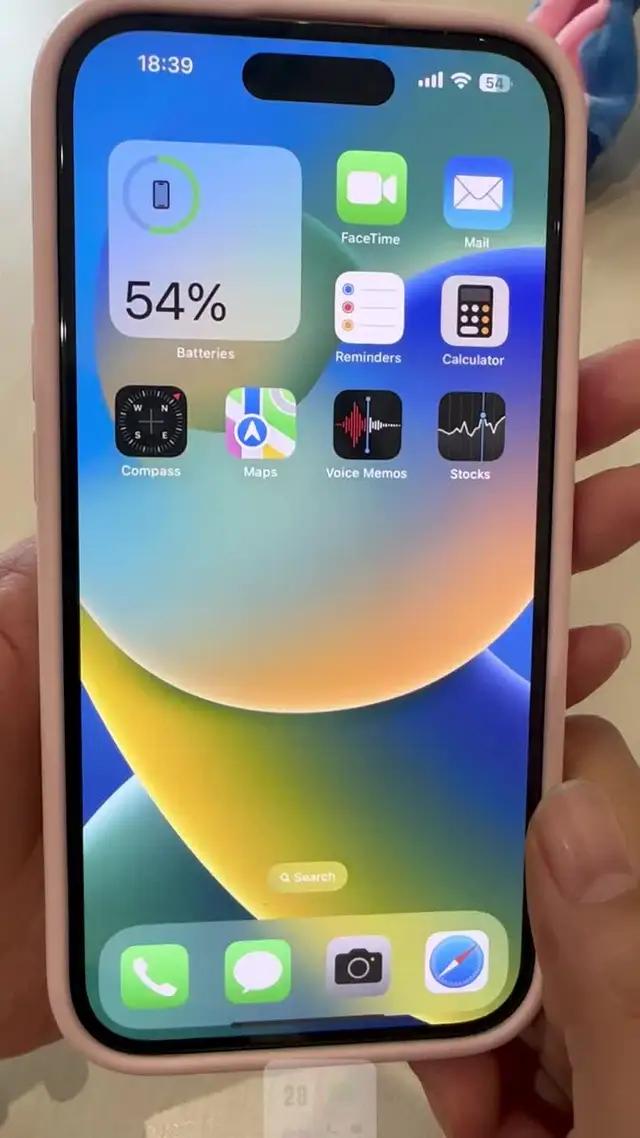 Set exclusive widgets & themes for your Phone