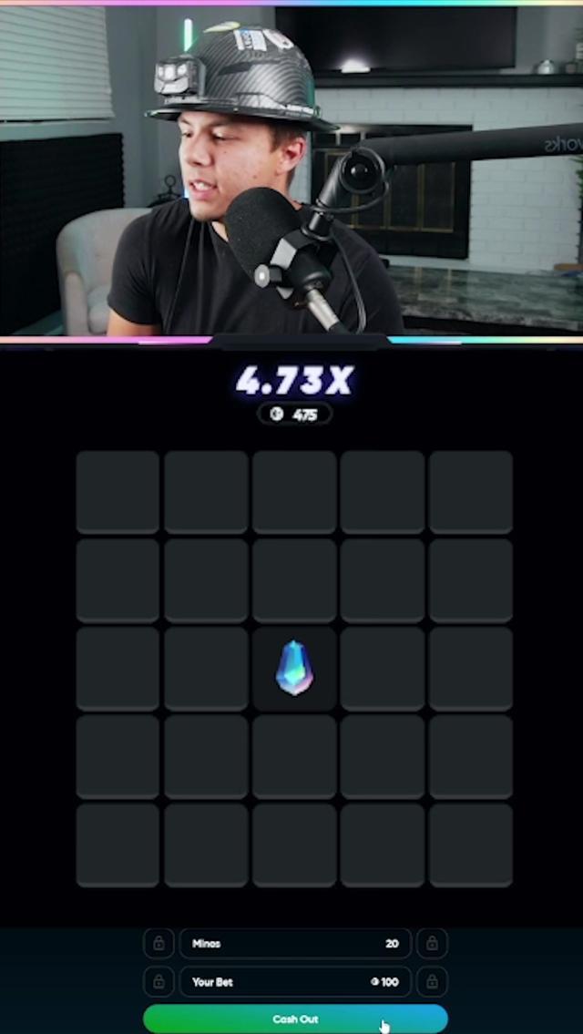 The strategy is simple: don’t click the bombs 😂 #gaming #games #mines #yotta 