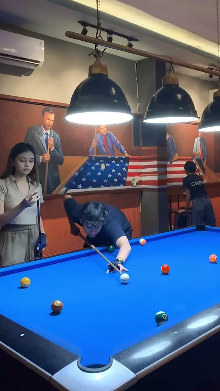 Undang temanmu untuk main biliar bersama di WePlay