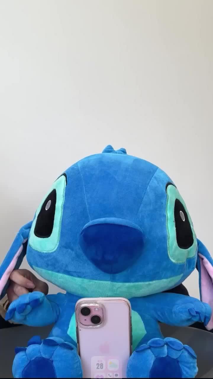 Set exclusive widgets & themes for your Phone